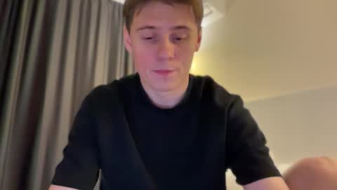 tyler_garrner online show from 18, 10, 2025