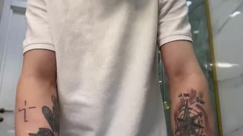 tyler_garrner online show from 26, 11, 2025