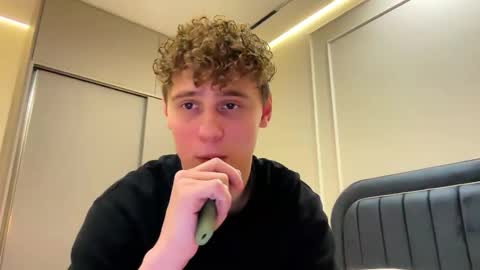 tyler_garrner online show from 7, 2, 2026