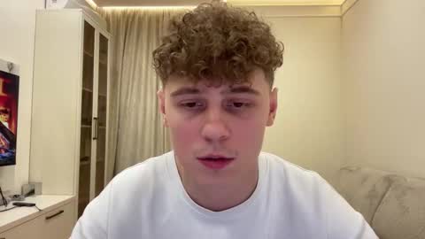 tyler_garrner online show from 18, 2, 2026