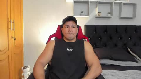 tyler_hank1 online show from 10, 4, 2026