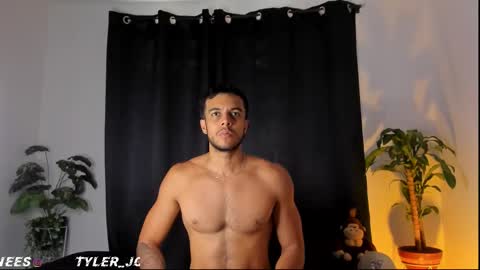 Snapshot of tyler_jonnes chatting on 22, 3, 2026 Tyler online show from 22, 3, 2026