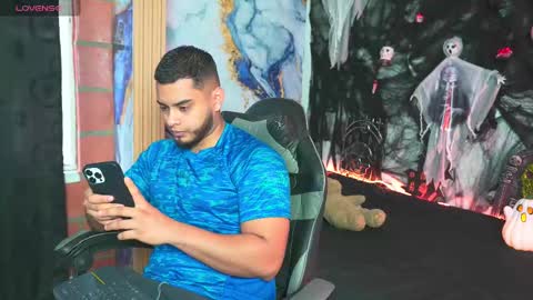 Tyler online show from 18, 10, 2025