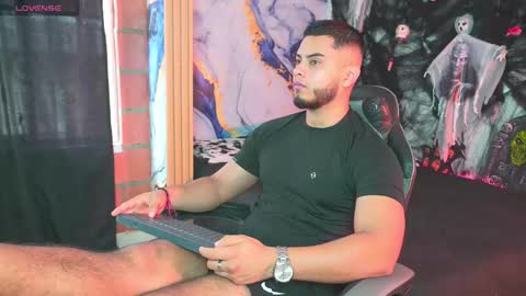 Tyler online show from 26, 10, 2025