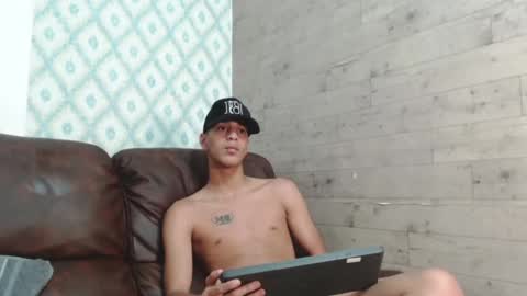 Tyler Rodriguez online show from 28, 12, 2024