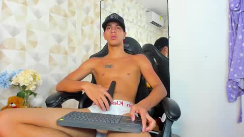 Tyler Rodriguez online show from 3, 3, 2025