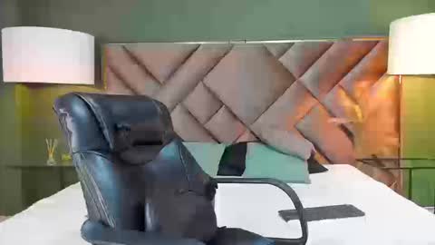 Tyler Rodriguez online show from 17, 9, 2025