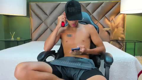 Tyler Rodriguez online show from 30, 9, 2025