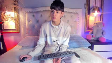 Snapshot of tyler_storm_ chatting on 27, 9, 2025 tyler_storm_ online show from 27, 9, 2025