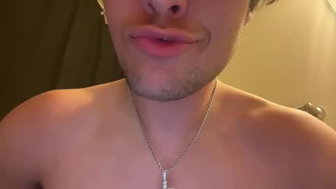 Snapshot of tylerbron chatting on 14, 4, 2026 Tyler online show from 14, 4, 2026