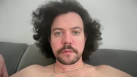 Snapshot of tyleruzi chatting on 6, 2, 2025 Tyleruzi online show from 6, 2, 2025