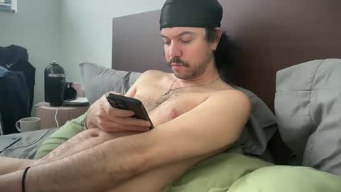 Snapshot of tyleruzi chatting on 26, 2, 2025 Tyleruzi online show from 26, 2, 2025