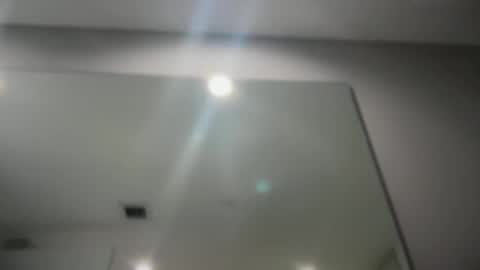Snapshot of tyleruzi chatting on 18, 4, 2026 Tyleruzi online show from 18, 4, 2026