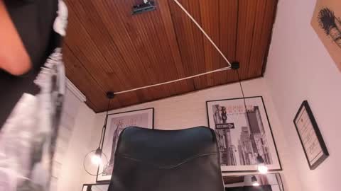       online show from 17, 9, 2025