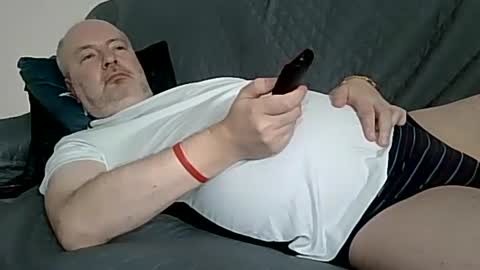 Snapshot of tymoteus chatting on 8, 10, 2025 tymoteus online show from 8, 10, 2025