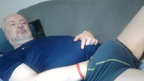 Snapshot of tymoteus chatting on 27, 10, 2025 tymoteus online show from 27, 10, 2025