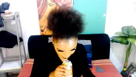 Snapshot of tyrabangz chatting on 30, 4, 2026 Tyra online show from 30, 4, 2026