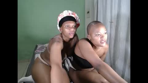 tyratrixie online show from 21, 4, 2026