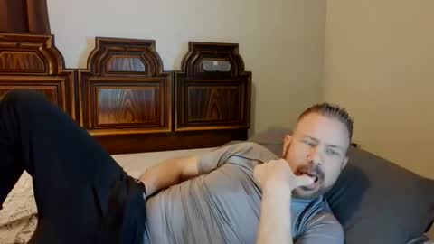 Blue Eyed Handsome Man online show from 31, 1, 2026