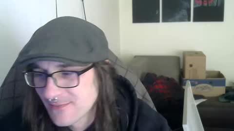 Snapshot of ucloudd chatting on 25, 4, 2026 ucloudd online show from 25, 4, 2026