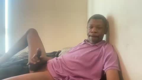 Snapshot of uglydudefucks chatting on 14, 10, 2025 letscam2cam bbc cockring big cock online show from 14, 10, 2025