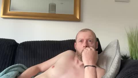 Snapshot of ukmatty3 chatting on 10, 5, 2026 ukmatty3 online show from 10, 5, 2026