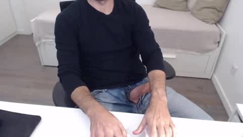 Snapshot of ulep chatting on 28, 11, 2025 Ulep online show from 28, 11, 2025