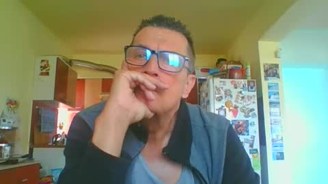 ulmeni4 online show from 20, 3, 2026