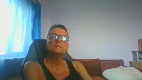 ulmeni7 online show from 2, 11, 2025