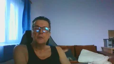 ulmeni7 online show from 1, 12, 2025