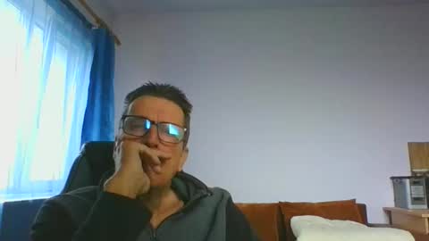ulmeni7 online show from 2, 12, 2025