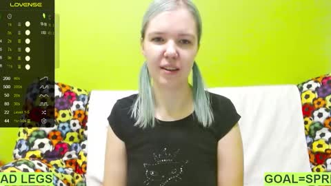 Snapshot of ultra_meow chatting on 30, 1, 2025 Roxy online show from 30, 1, 2025