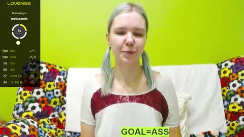 Snapshot of ultra_meow chatting on 7, 2, 2025 Roxy online show from 7, 2, 2025