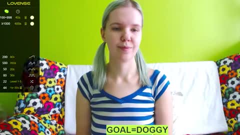 Snapshot of ultra_meow chatting on 16, 2, 2025 Roxy online show from 16, 2, 2025