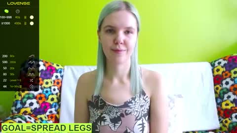 Snapshot of ultra_meow chatting on 18, 2, 2025 Roxy online show from 18, 2, 2025