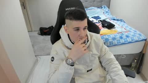 Snapshot of ulxer chatting on 19, 12, 2024 hi im mike tyson - online show from 19, 12, 2024