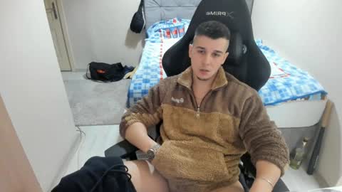 Snapshot of ulxer chatting on 21, 12, 2024 hi im mike tyson - online show from 21, 12, 2024