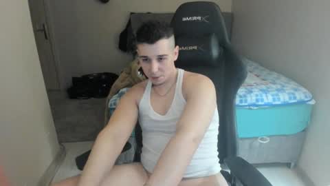 Snapshot of ulxer chatting on 5, 1, 2025 hi im mike tyson - online show from 5, 1, 2025