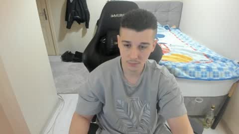 Snapshot of ulxer chatting on 28, 1, 2025 hi im mike tyson - online show from 28, 1, 2025