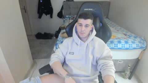 Snapshot of ulxer chatting on 28, 1, 2025 hi im mike tyson - online show from 28, 1, 2025