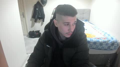 Snapshot of ulxer chatting on 1, 2, 2025 hi im mike tyson - online show from 1, 2, 2025