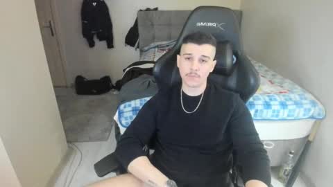 Snapshot of ulxer chatting on 13, 2, 2025 hi im mike tyson - online show from 13, 2, 2025