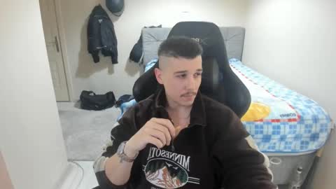 Snapshot of ulxer chatting on 14, 2, 2025 hi im mike tyson - online show from 14, 2, 2025