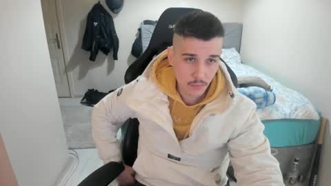 Snapshot of ulxer chatting on 20, 2, 2025 hi im mike tyson - online show from 20, 2, 2025