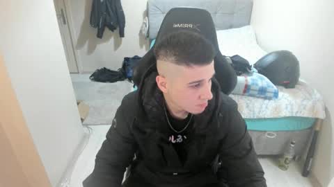 Snapshot of ulxer chatting on 6, 3, 2025 hi im mike tyson - online show from 6, 3, 2025