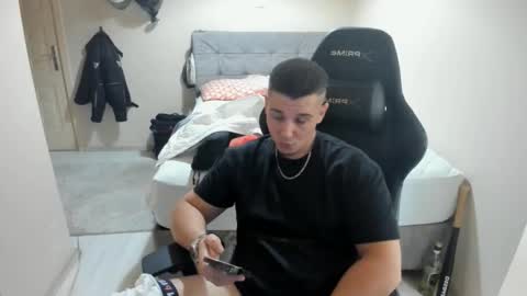 Snapshot of ulxer chatting on 20, 9, 2025 hi im mike tyson - online show from 20, 9, 2025