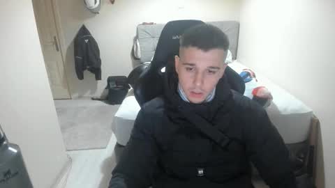 Snapshot of ulxer chatting on 26, 10, 2025 hi im mike tyson - online show from 26, 10, 2025