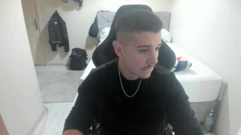 Snapshot of ulxer chatting on 11, 11, 2025 hi im mike tyson - online show from 11, 11, 2025