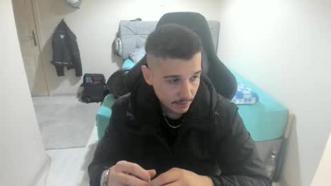 Snapshot of ulxer chatting on 22, 11, 2025 hi im mike tyson - online show from 22, 11, 2025