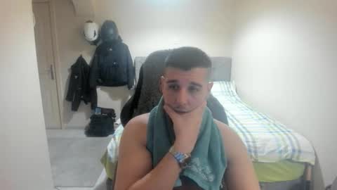 Snapshot of ulxer chatting on 18, 1, 2026 hi im mike tyson - online show from 18, 1, 2026